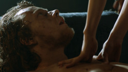 extant_GameOfThrones_3x07-TheBearAndTheMaidenFair_3928