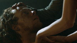extant_GameOfThrones_3x07-TheBearAndTheMaidenFair_3937