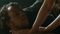 extant_GameOfThrones_3x07-TheBearAndTheMaidenFair_3942