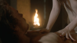 extant_GameOfThrones_3x07-TheBearAndTheMaidenFair_3988