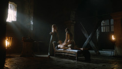 extant_GameOfThrones_3x07-TheBearAndTheMaidenFair_3994