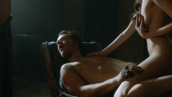 extant_GameOfThrones_3x07-TheBearAndTheMaidenFair_4013
