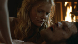extant_GameOfThrones_3x07-TheBearAndTheMaidenFair_4042