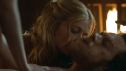extant_GameOfThrones_3x07-TheBearAndTheMaidenFair_4043