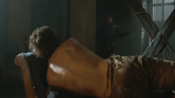 extant_GameOfThrones_3x07-TheBearAndTheMaidenFair_4056