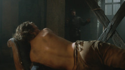 extant_GameOfThrones_3x07-TheBearAndTheMaidenFair_4057
