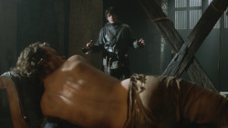 extant_GameOfThrones_3x07-TheBearAndTheMaidenFair_4060