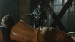 extant_GameOfThrones_3x07-TheBearAndTheMaidenFair_4062