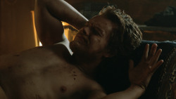 extant_GameOfThrones_3x07-TheBearAndTheMaidenFair_4076