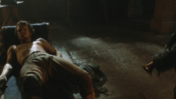 extant_GameOfThrones_3x07-TheBearAndTheMaidenFair_4093