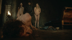 extant_GameOfThrones_3x07-TheBearAndTheMaidenFair_4110