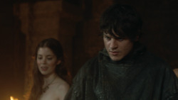 extant_GameOfThrones_3x07-TheBearAndTheMaidenFair_4135
