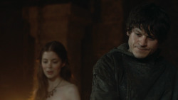 extant_GameOfThrones_3x07-TheBearAndTheMaidenFair_4137