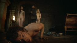 extant_GameOfThrones_3x07-TheBearAndTheMaidenFair_4142