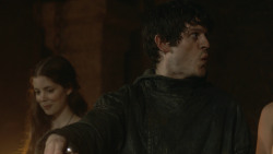 extant_GameOfThrones_3x07-TheBearAndTheMaidenFair_4164