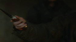 extant_GameOfThrones_3x07-TheBearAndTheMaidenFair_4183