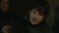 extant_GameOfThrones_3x07-TheBearAndTheMaidenFair_4185