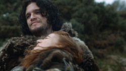 extant_GameOfThrones_3x07-TheBearAndTheMaidenFair_4392