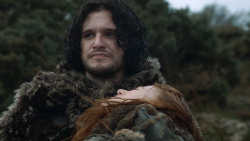 extant_GameOfThrones_3x07-TheBearAndTheMaidenFair_4394
