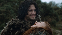 extant_GameOfThrones_3x07-TheBearAndTheMaidenFair_4397