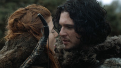 extant_GameOfThrones_3x07-TheBearAndTheMaidenFair_4427