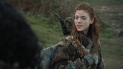 extant_GameOfThrones_3x07-TheBearAndTheMaidenFair_4532