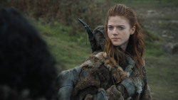 extant_GameOfThrones_3x07-TheBearAndTheMaidenFair_4535