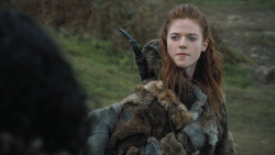 extant_GameOfThrones_3x07-TheBearAndTheMaidenFair_4537