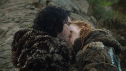 extant_GameOfThrones_3x07-TheBearAndTheMaidenFair_4596