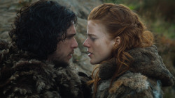 extant_GameOfThrones_3x07-TheBearAndTheMaidenFair_4607