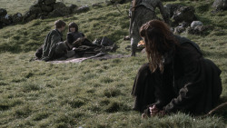 extant_GameOfThrones_3x07-TheBearAndTheMaidenFair_4669