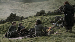 extant_GameOfThrones_3x07-TheBearAndTheMaidenFair_4698
