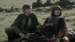 extant_GameOfThrones_3x07-TheBearAndTheMaidenFair_4701