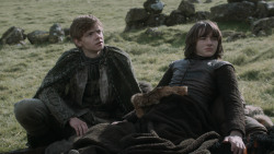 extant_GameOfThrones_3x07-TheBearAndTheMaidenFair_4702