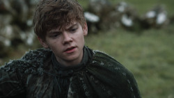extant_GameOfThrones_3x07-TheBearAndTheMaidenFair_4708
