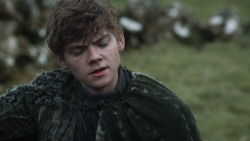 extant_GameOfThrones_3x07-TheBearAndTheMaidenFair_4710