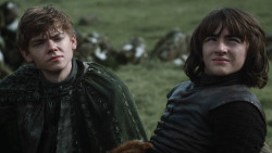 extant_GameOfThrones_3x07-TheBearAndTheMaidenFair_4726