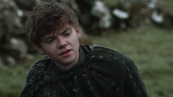 extant_GameOfThrones_3x07-TheBearAndTheMaidenFair_4738