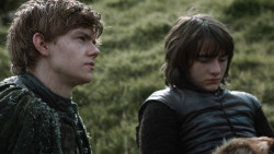 extant_GameOfThrones_3x07-TheBearAndTheMaidenFair_4758