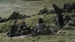 extant_GameOfThrones_3x07-TheBearAndTheMaidenFair_4773