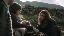extant_GameOfThrones_3x07-TheBearAndTheMaidenFair_4816