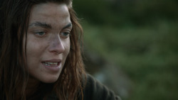 extant_GameOfThrones_3x07-TheBearAndTheMaidenFair_4985