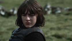extant_GameOfThrones_3x07-TheBearAndTheMaidenFair_5028