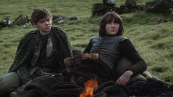 extant_GameOfThrones_3x07-TheBearAndTheMaidenFair_5062