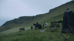 extant_GameOfThrones_3x07-TheBearAndTheMaidenFair_5081