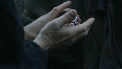 extant_GameOfThrones_3x07-TheBearAndTheMaidenFair_5128