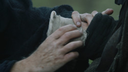extant_GameOfThrones_3x07-TheBearAndTheMaidenFair_5170