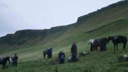 extant_GameOfThrones_3x07-TheBearAndTheMaidenFair_5385