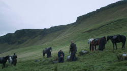 extant_GameOfThrones_3x07-TheBearAndTheMaidenFair_5387