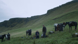 extant_GameOfThrones_3x07-TheBearAndTheMaidenFair_5393